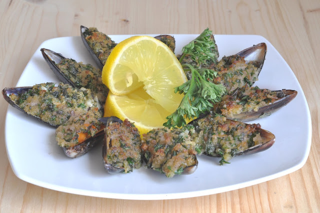 Garlic and Oregano Stuffed Mussels ~ Simple Food