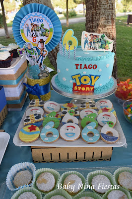 cumpleaños doble toy story 4, aladdin