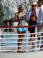 Paris Hilton Hot Swimsuit Pictures
