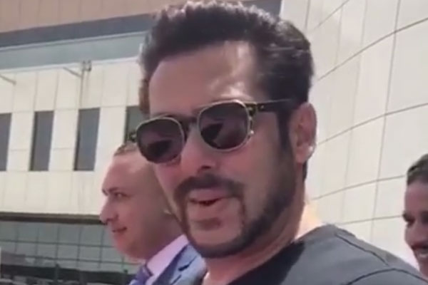 Salman khan set to ride 