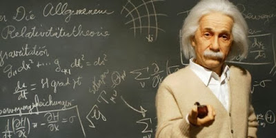 Inilah Penjelasan Ilmiah Albert Einstein Bahwa Hantu Itu Ada