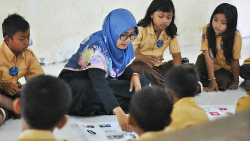 Kiat Guru Membimbing Diskusi Kelompok Kecil, Coba Berikut Ini