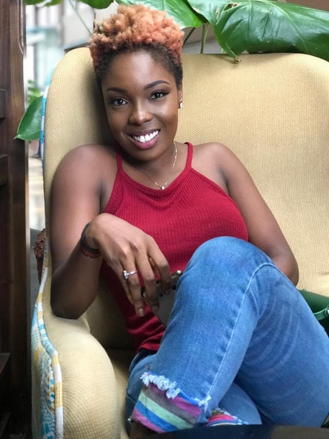 I am not a slayQueen but a Boss Chiq- FeliNuna slams.