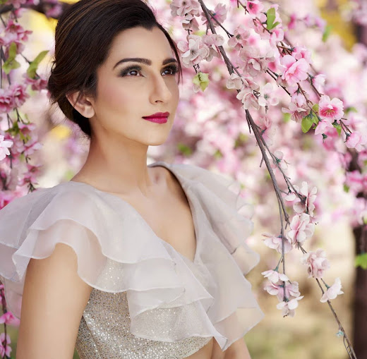 Pooja Kanwal movie, Wiki, Biography, news, Age, Height