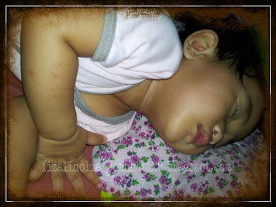 gambar bayi tidur, bayi tidur dalam gelap, keburukan bayi tidur dalam terang pada waktu malam