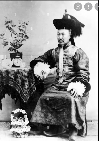 Traditional Mongolian Dress