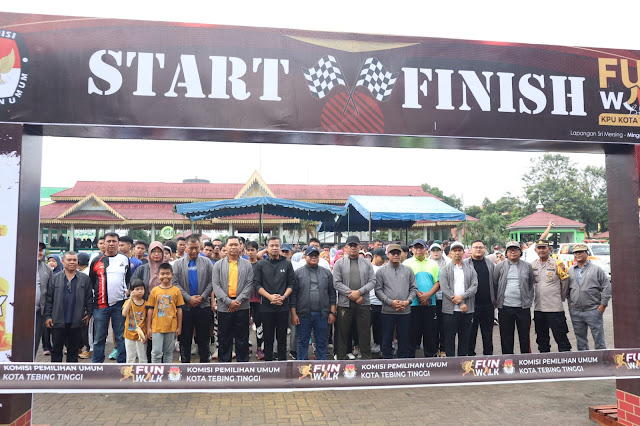 Pj Walikota Tebingtinggi Hadiri Sosialisasi Pilkada 2024 dan Fun Walk Bersama KPU dan Forkopimda