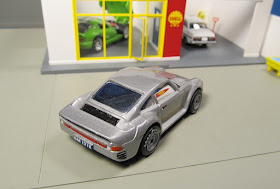 Matchbox rubber tires Porsche 959
