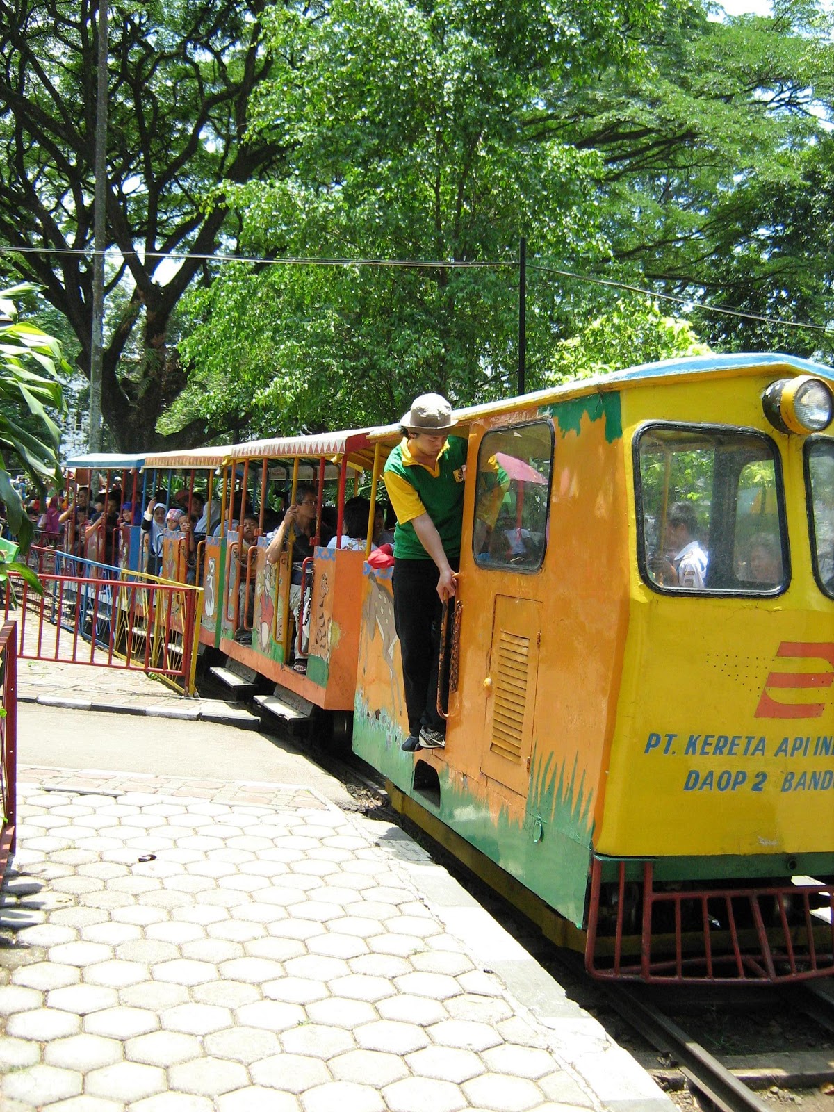 Taman Lalu Lintas Bandung REKREASI