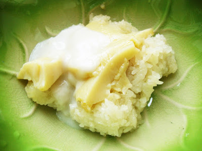 Xôi sầu riêng cốt dừa (Lò vi sóng)