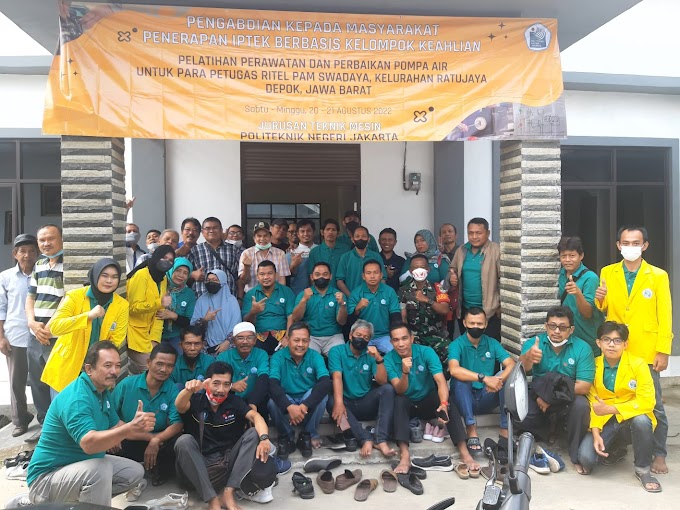 Tim Pengmas PNJ Berikan Pelatihan Perawatan Pompa Panel Pengadaan Air Warga Ratu Jaya