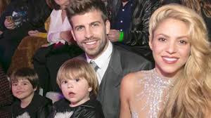 Shakira Biography,Weight,Body,Family, husband ,Age, More