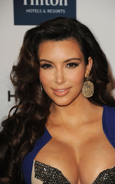 Kim Kardashian Big Cleavages Pics At Clive Davis' Pre-GRAMMY Gala