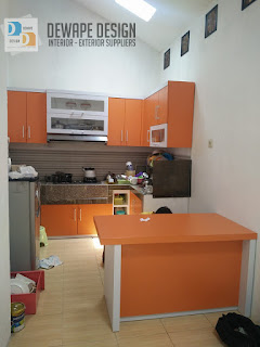 kitchen set berwarna orange malang