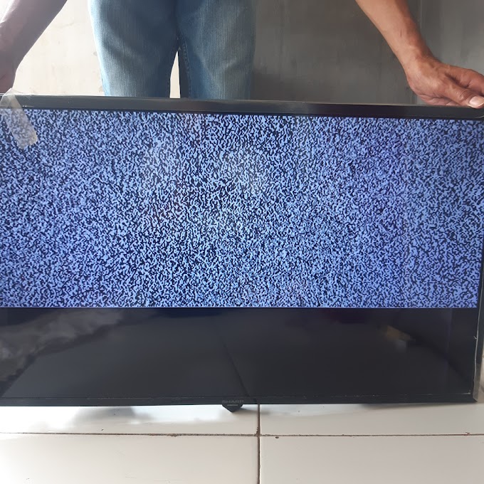 TV LED SHARP AQUOS LC32LE180I layar hitam separuh atau sebagian bawah potong jalur cof sukses