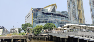 Iconsiam a view from the river to the mall