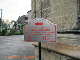 Signpost pointing to bell garden of Manila Cathedral.