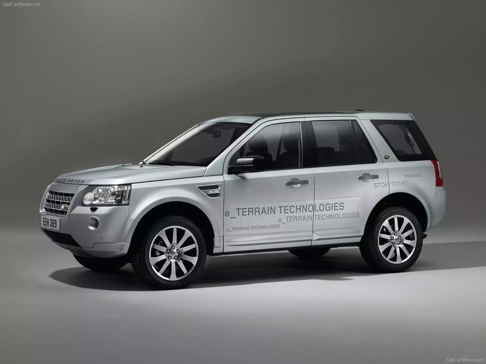 Hình ảnh xe ô tô Land Rover Freelander 2 TD4 e 2009 & nội ngoại thất