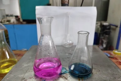 Flask of Acid Value Testing