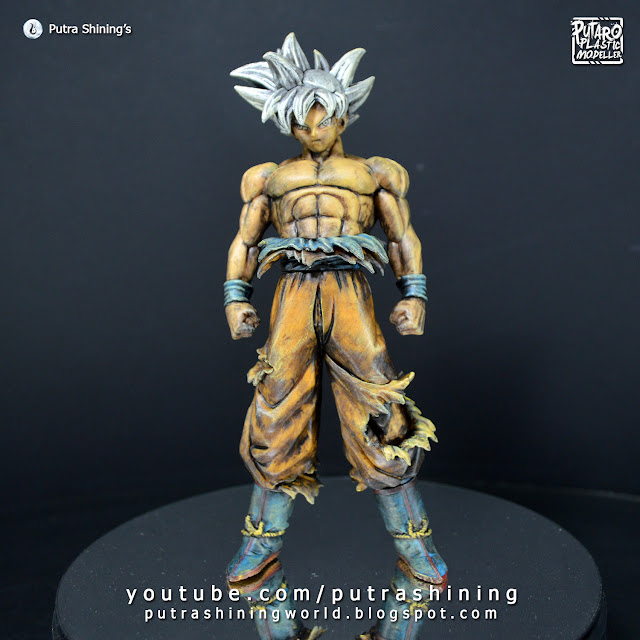 Dragon Ball Z Son Goku Vinyl Custom Paint by Putra Shining