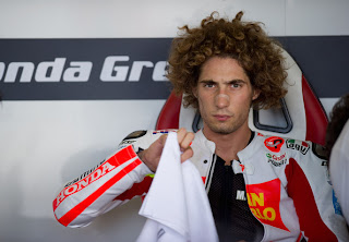 Motorsport community mourns Simoncelli