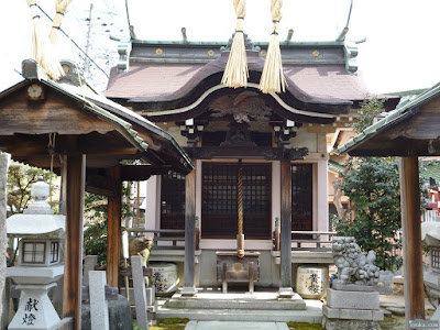 天王田八坂神社拝殿