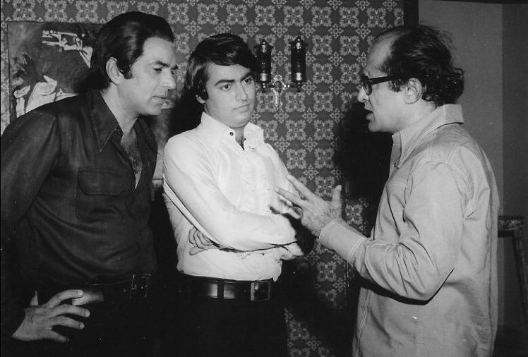 Actor-Tariq-Khan-Biography