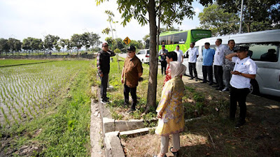 Komisi C Bersama  Dinas LH Kota Bandung Tinjau Bakal Lahan TPST di Gedebage