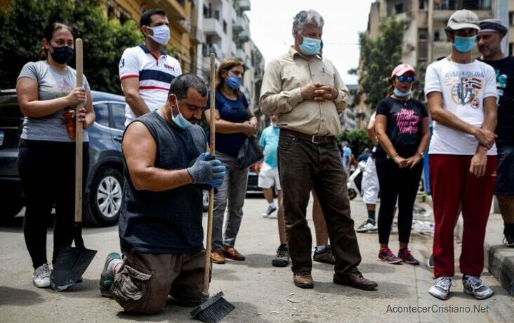 Cristianos ayudan en la recuperación de Beirut