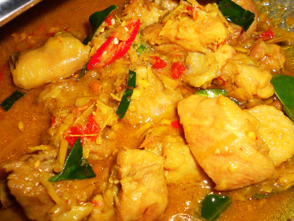 Gambar Ayam Masak Merah - Gambar C