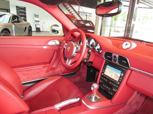 Porsche 911 Turbo S Interior 2