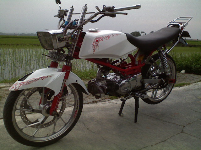 modifikasi motor honda win title=