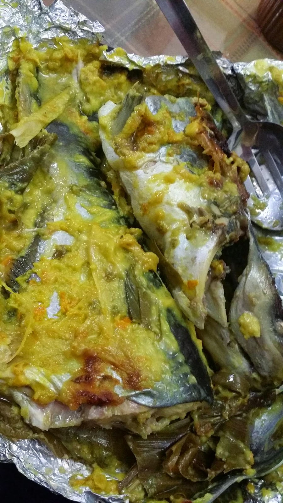 ZULFAZA LOVES COOKING: Pais tempoyak ikan patin
