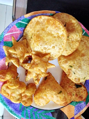 Puri prepared with Ragi flour and Jowar flour