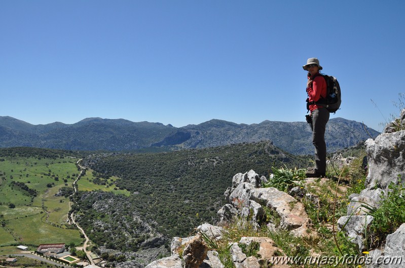 Subida al Caillo desde Villaluenga