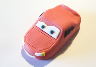 Strela Mcqueen iz tičino mase Lightning Mcqueen fondant figure