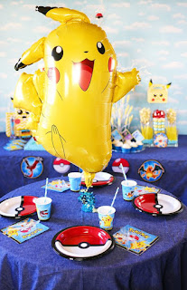 ideas para decorar mesa infantil fiesta pokemon pikachu