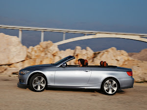 BMW 3-Series Convertible 2011 (5)