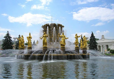 Beautiful fountains Around the World