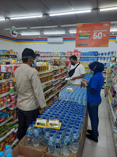  Polsek Gampengrejo Sidak Stok Minyak Goreng di Minimarket dan Pedagang Sembako