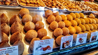 Calzone, Arancini and Cannoli