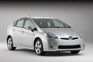 2010 Toyota Prius poster | Automotive Wallpaper