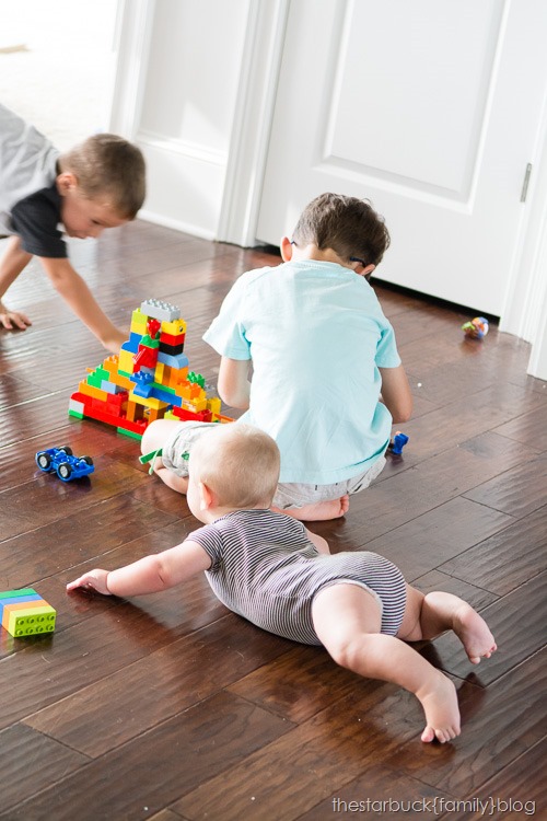 Ethan crawling 6 months blog-16