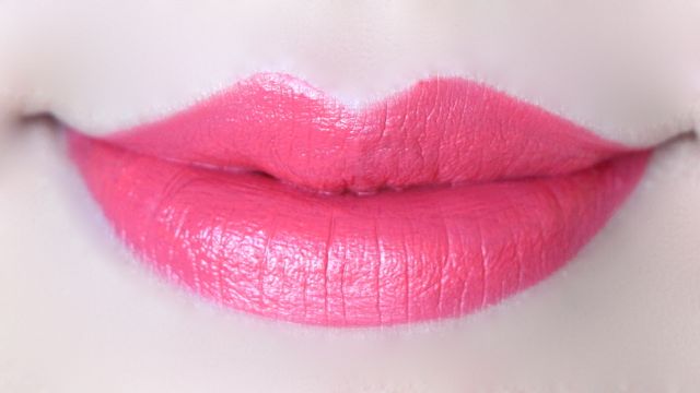 Bourjois Paris Rouge Edition Lipstick Fraise Remix Swatches