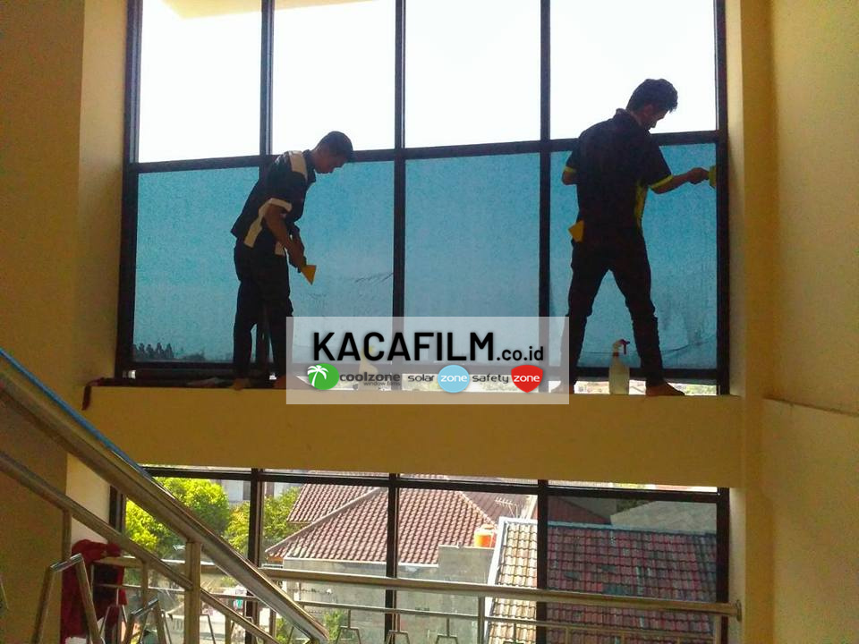 pasang kaca film kantor Cipondoh Tangerang