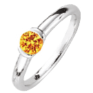 A015のリング形状、オレンジダイヤはハートインダイヤモンド製