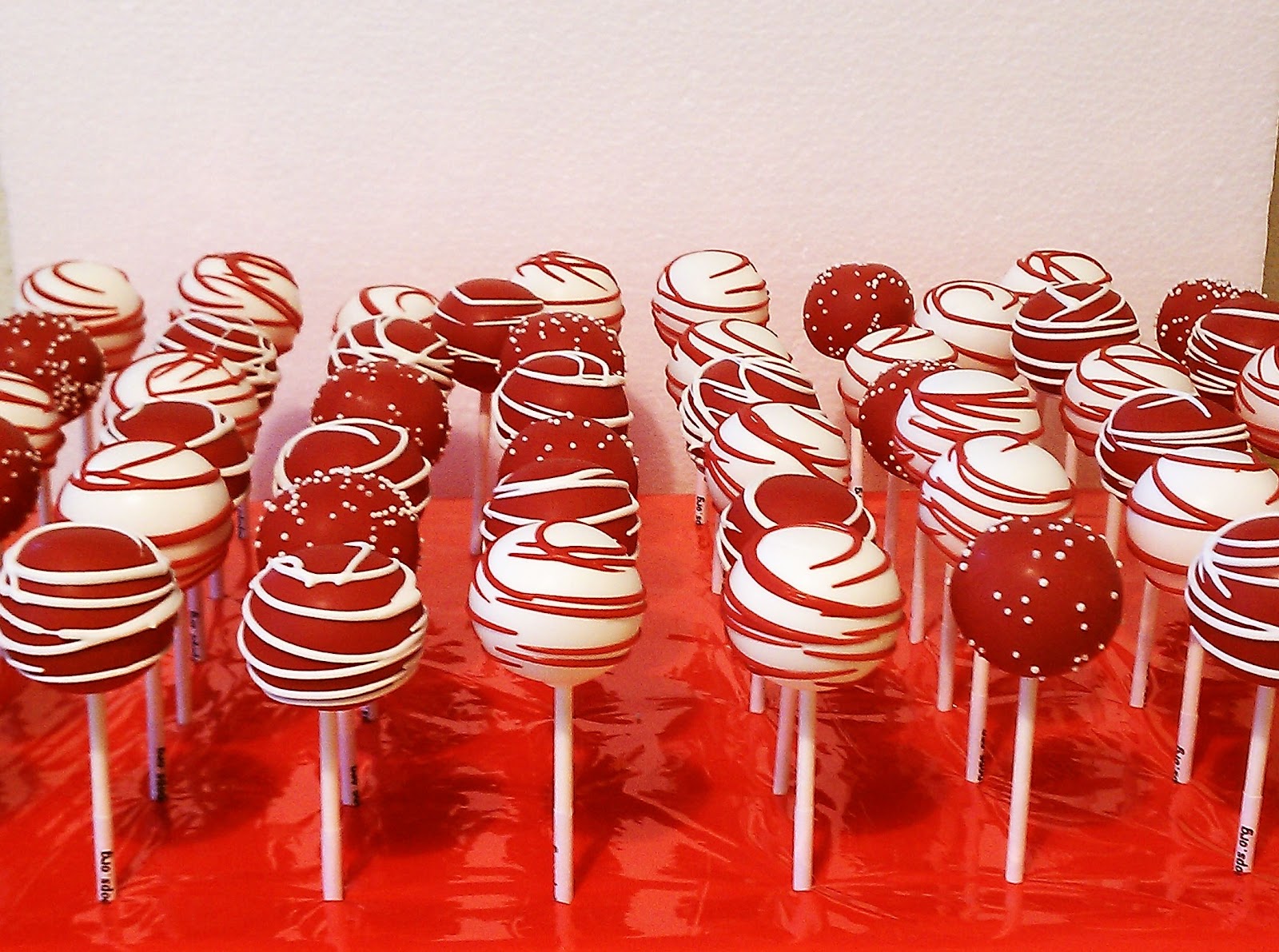 cake pops wedding cake Red & White Swirls from cakepops.org