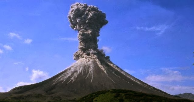 ARTIKEL BENCANA ALAM GUNUNG  SINABUNG MELETUS  2022 DI 