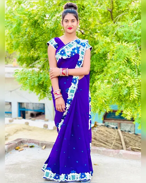 शिवानी कुमारी Shivani Kumari इंस्टाग्राम टिकटोक snapchat