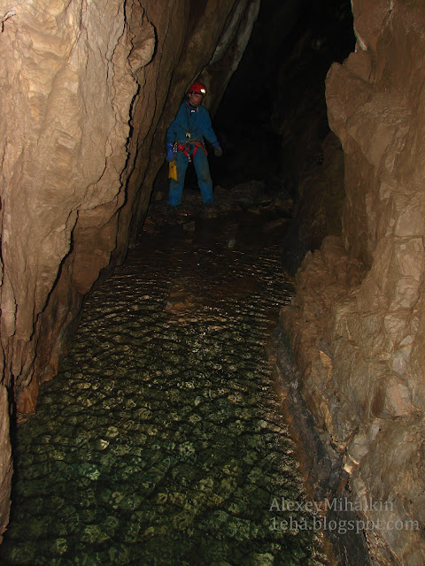 Подземное озеро пещера Грез